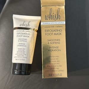 $8 add on / NIB Whish exfoliating hydrating foot mask 2.5 oz